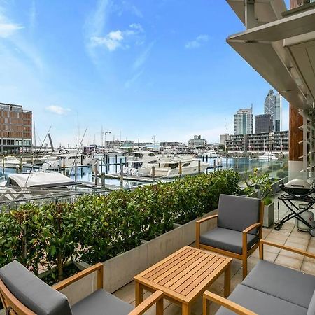 Elegant & Sunny Living With Stunning Marina Views Auckland Exterior foto