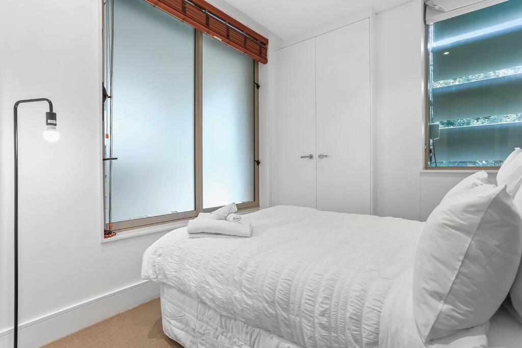 Elegant & Sunny Living With Stunning Marina Views Auckland Exterior foto